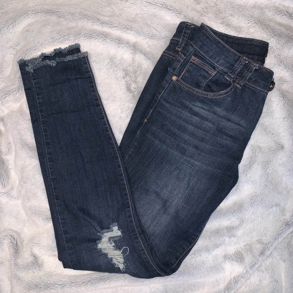 Ripped jeans - dark wash
